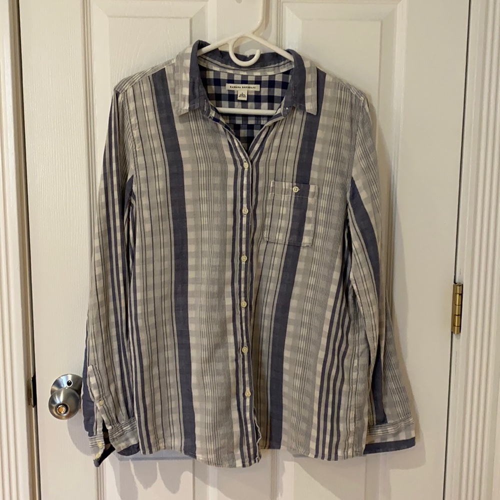 Banana Republic Long Sleeve Buttondown